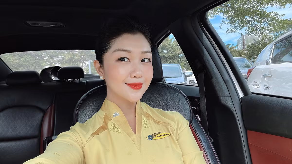 Không chỉ có xuất thân hoàng tộc, người đẹp sinh năm 1990 còn làm bao người ngưỡng mộ bởi sự "tài sắc vẹn toàn" của mình.