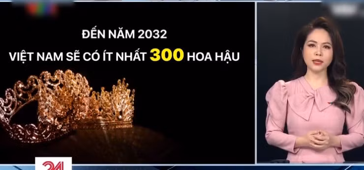 Ngay phần mở đầu, BTV VTV Thư Hiền đã vào vai Hoa hậu Trí khôn và có màn trả lời phỏng vấn dí dỏm với nội dung như: "Thứ đồ uống em thích nhất là trà sữa, bởi vì khi uống trà sữa thì em cảm thấy mình giống các bạn đồng trang lứa", "Em nghĩ không thể tước được vương miện"...