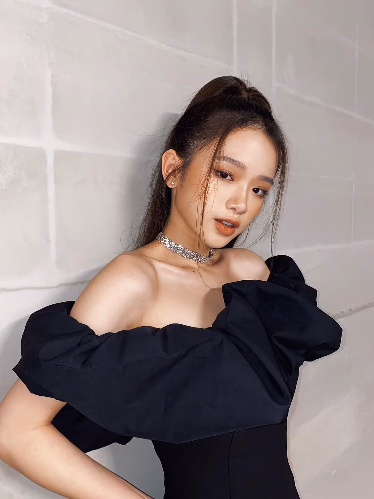Đồng thời, những phát ngôn và cách ứng xử của Linh Ka cũng trở nên chuẩn mực hơn khá nhiều. Ảnh: Facebook nhân vật