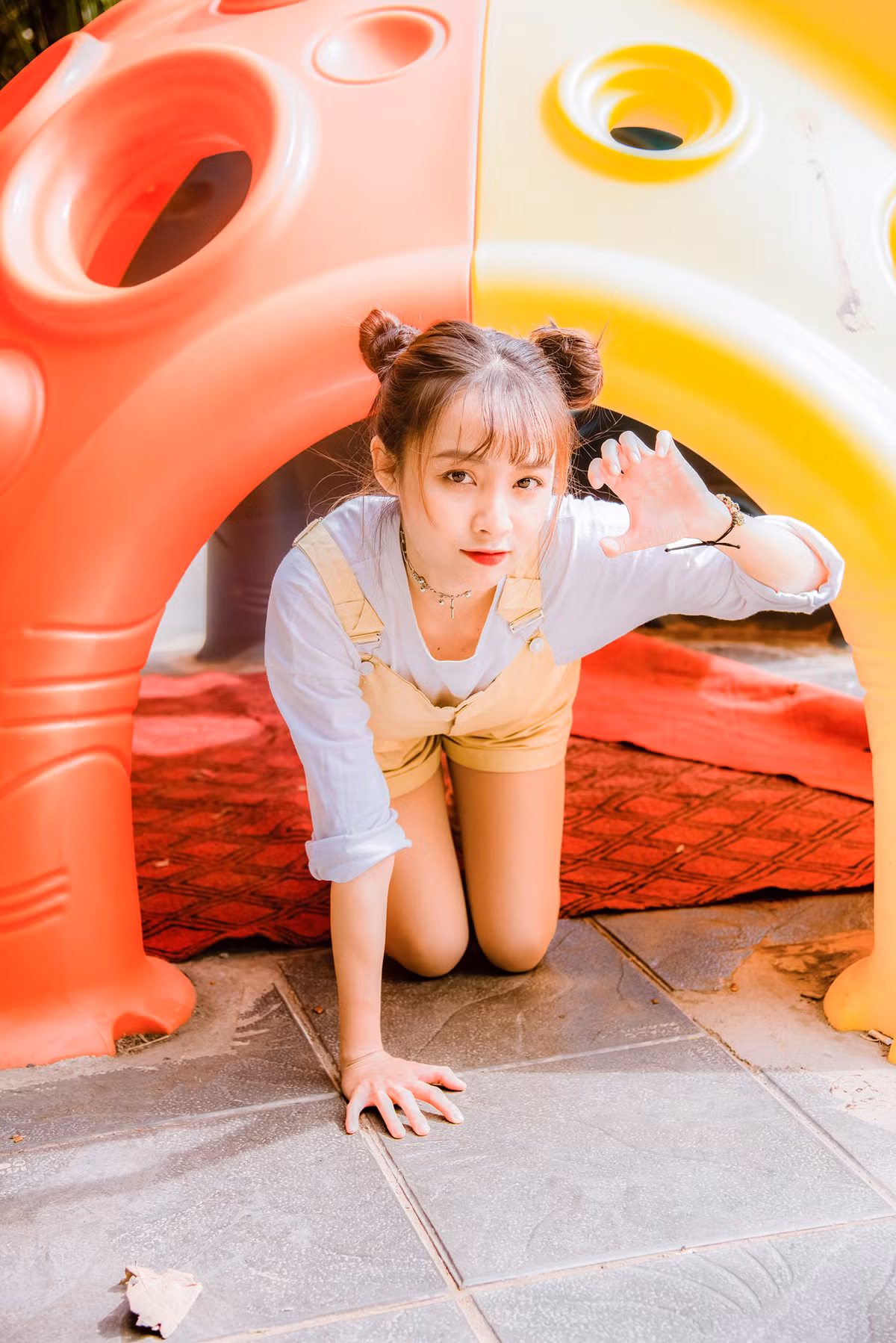 Nữ sinh Bách Khoa từng làm ban cán sự lớp, là thành viên Liên chi Đoàn Viện KH&amp;CN Môi trường, thành viên Ban Thanh niên tình nguyện trực thuộc Đoàn Thanh niên Nhà trường.