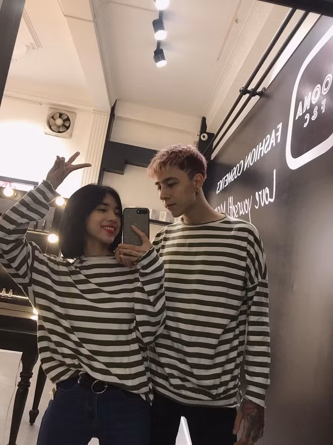 Nếu chàng là hot boy lai Tây từng phủ sóng MXH, thì nàng là mẫu lookbook nổi tiếng Sài Gòn với vòng eo con kiến, gương mặt xinh xắn như ulzzang Hàn Quốc.