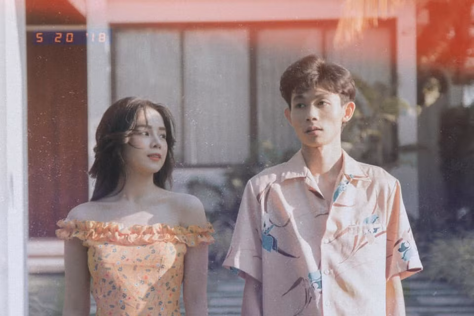 Hiện tại, thông tin về mối quan hệ của cặp đôi vẫn nhận được sự quan tâm lớn. Nhiều người hy vọng rằng đó chỉ là những trục trặc nhỏ và mong Mie - Hồng Thanh sẽ sớm giải quyết ổn thoả.