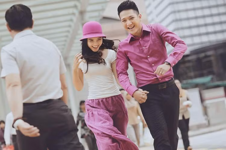 Đám cưới của Thu Quỳnh - Chí Nhân diễn ra chỉ sau 2 tháng bộ phim "Sống cùng lịch sử" đóng máy. Ảnh: Danviet