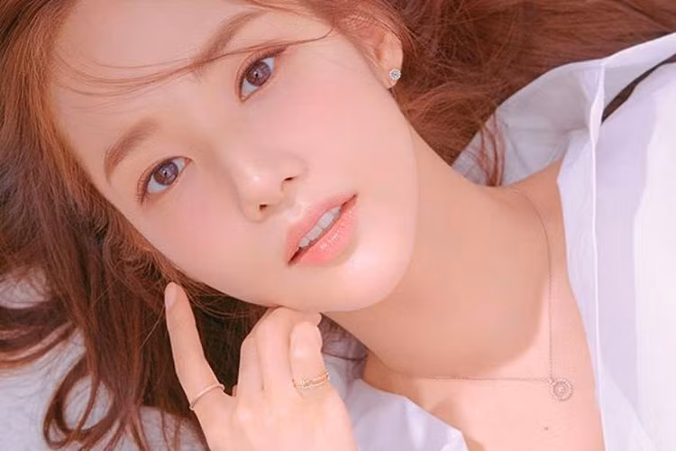 Bộ phim "Thư ký Kim sao thế" đang gây sốt màn ảnh nhỏ. Đóng nữ chính là Park Min Young. Ảnh: FBNV