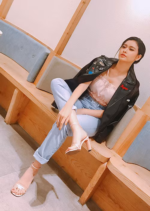 Trương Quỳnh Anh viết trên trang cá nhân: “Sao để đáng mặt đàn ông, chắc có nhiều người cần phải học lại”.