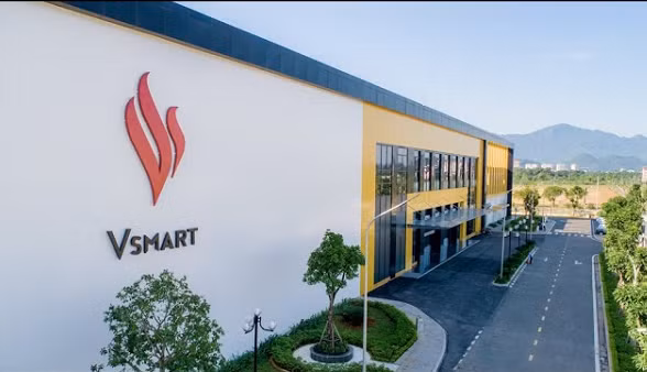 Như vậy đồng nghĩa với việc, Vsmart Aris 5G sẽ không bao giờ được ra mắt ở thị trường Mỹ. Dù nằm trong chiến lược kinh doanh mới của tập đoàn Vingroup, nhưng điều này vẫn khiến khán giả tiếc nuối cho smartphone 5G đầu tiên của Việt Nam phải chịu cảnh “chưa chiến... đã bại”.