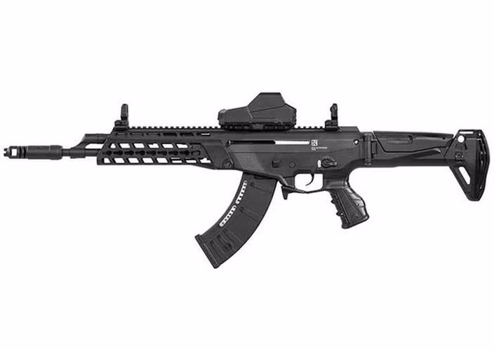 Theo Kalashnikov USA, trong quá trình sản xuất họ đã có sự liên kết với một công ty sản xuất súng bắn tỉa của Lực lượng phòng vệ Israel (IDF) với hy vọng rằng súng sẽ hoạt động ổn định hơn mà không bị mất đi sự tin cậy.