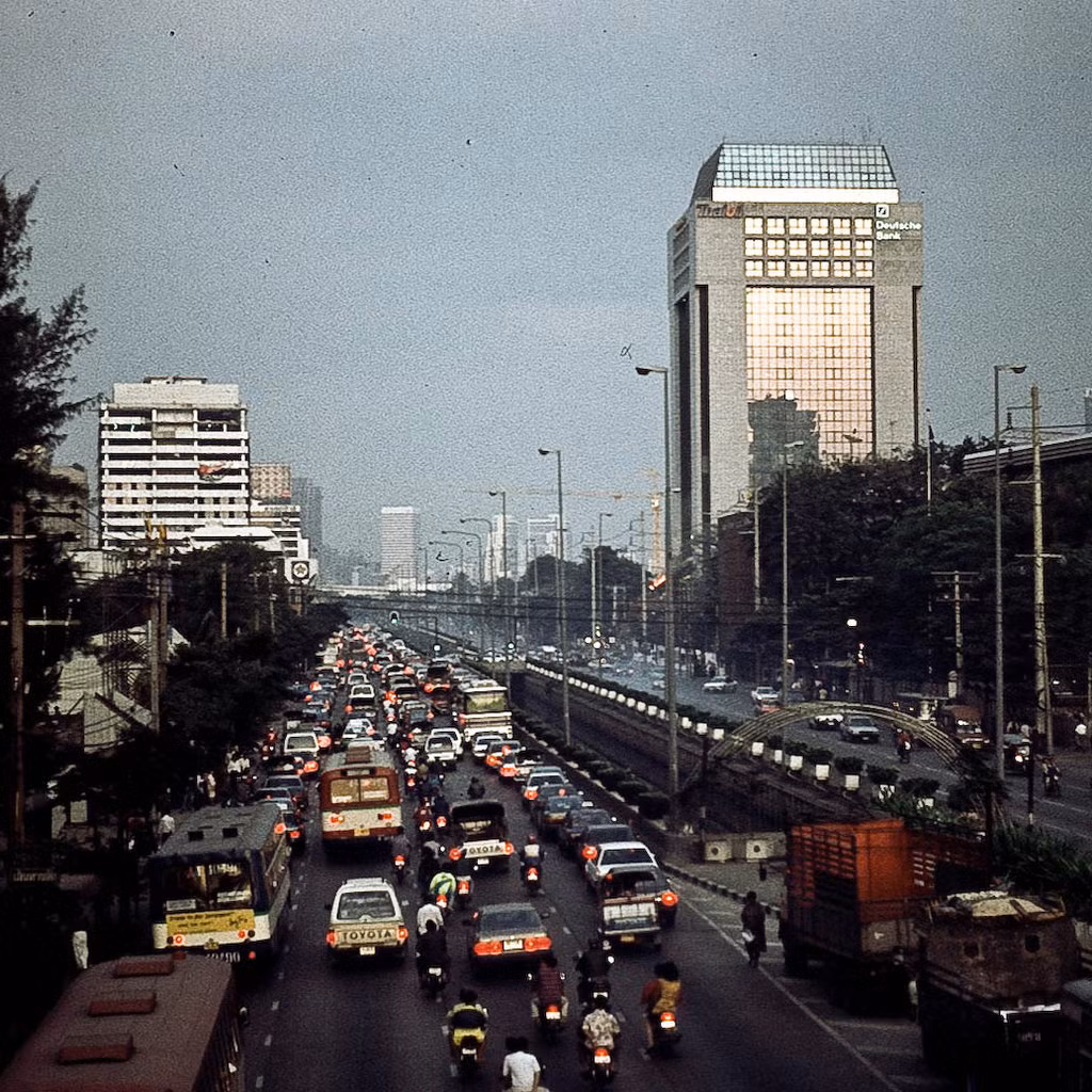 Đường Sathorn.