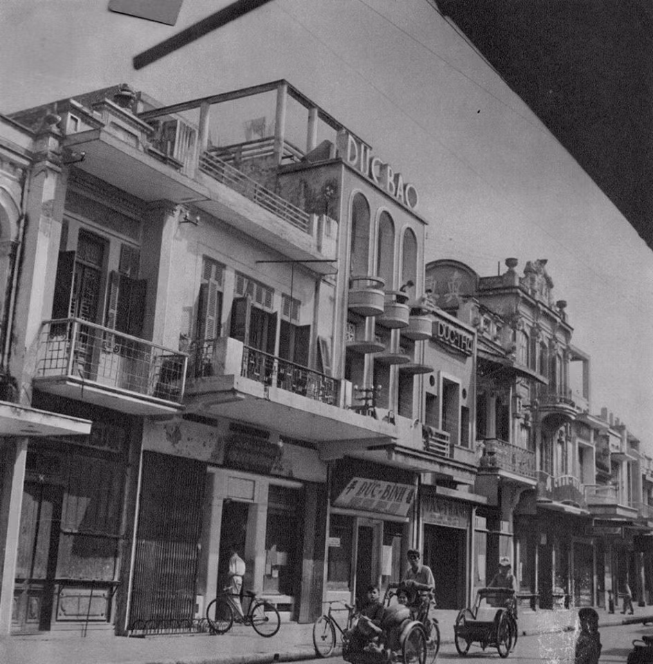 Phố Hàng Bạc.