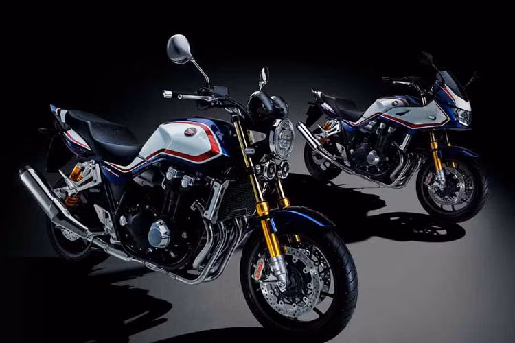  Naked-bike Honda CB1300 2019 vừa chính thức ra mắt tại thị trường Nhật. Ở mẫu mới này, hãng xe máy Honda bổ sung đến hai phiên bản SF và SB với nhiều thay đổi đáng kể.