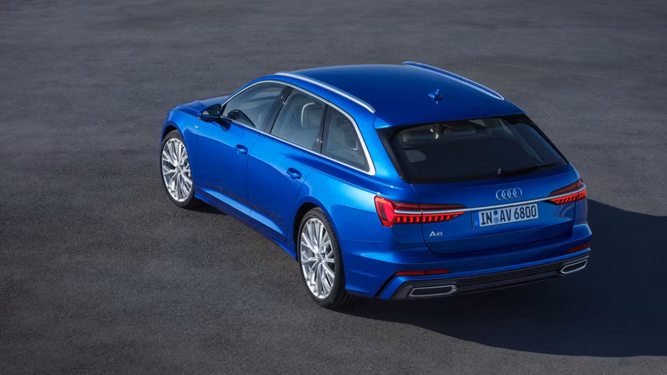 Được xây dựng trên nền tảng khung gầm MLB mới của Audi, tổng thể kích thước A6 Avant được cải thiện nhẹ so với bản tiền nhiệm, qua đó giúp tăng thể tích khoang cabin.