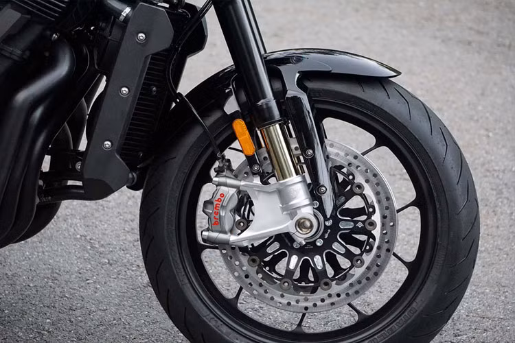 Hệ thống phanh đĩa trên Horex VR6 Raw của Brembo.