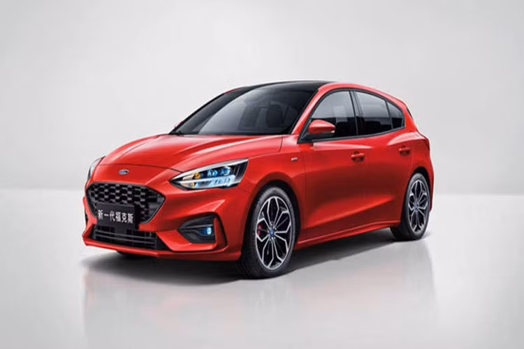  Ford Focus ST mới tiếp tục được hãng xe Mỹ tung ra bản nâng cấp. Dù vậy đến hiện tại, Ford vẫn chưa công bố kế hoạch ra mắt Focus ST 2019.