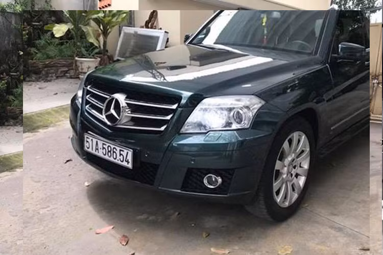 Mẫu xe này còn có ưu điểm nữa đó là được đánh giá cao về khả năng tiêu thụ nhiên liệu hợp lý. Trung bình, một chiếc Mercedes-Benz GLK có mức tiêu thụ không quá 12L/100km với điều kiện đường hỗn hợp.