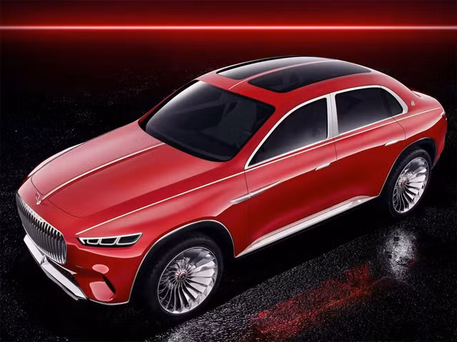 Nhìn tổng thể bản concep Mercedes-Maybach mới dự kiến được điện hóa hoàn toàn với 4 mô tơ điện trên 4 bánh cho tổng công suất 738 mã lực đi kèm ắc quy lithium-ion 80 kWh đặt dưới gầm hoặc động cơ V8 tăng áp kép 500 mã lực.