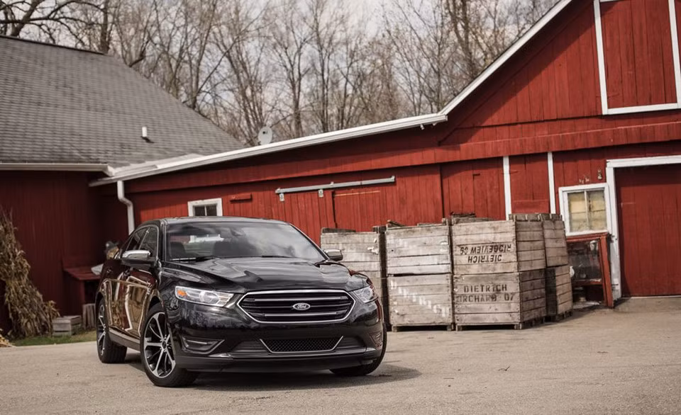 Ford Taurus sẽ bị khai tử do doanh số èo uột và thiết kế cũ.