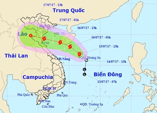 Bao so 2 huong vao dat lien mien Bac: Khan truong ung pho