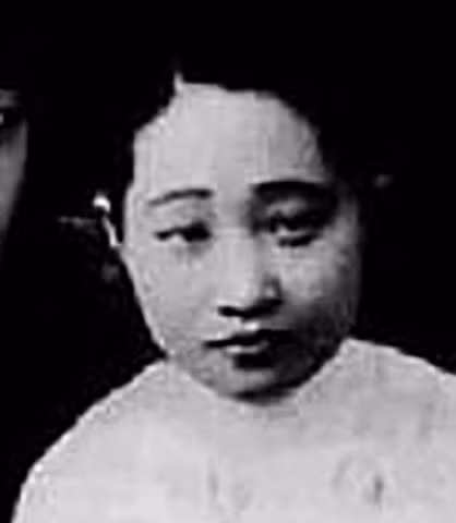 Su that kho tin ve nguoi vo dau tien dang thuong cua Tuong Gioi Thach