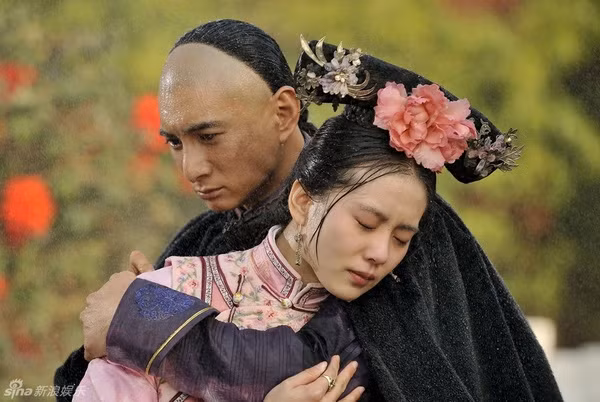 Ngô Kỳ Long và Lưu Thi Thi trong “Bộ Bộ Kinh Tâm”.
