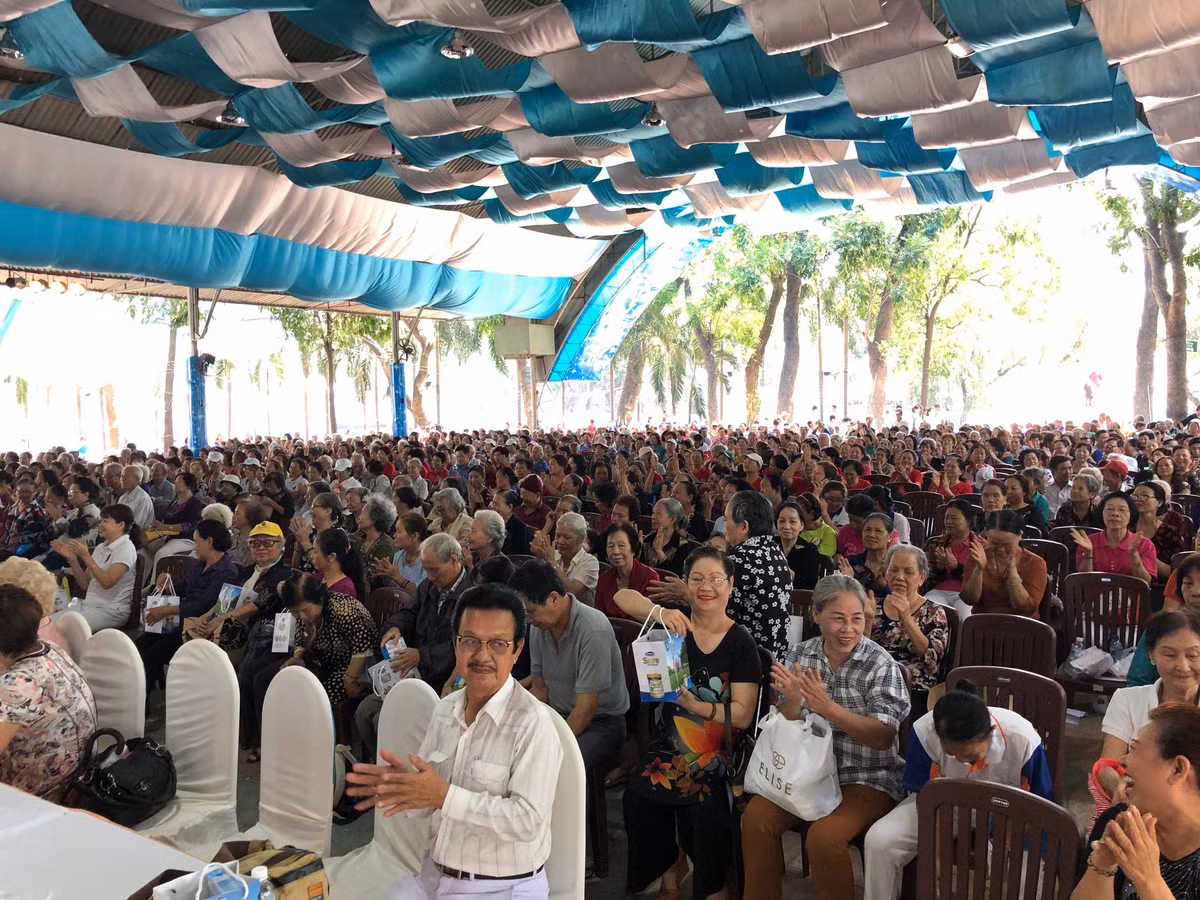 Vinamilk khoi dong hanh trinh cham soc suc khoe nguoi cao tuoi nam 2018-Hinh-3