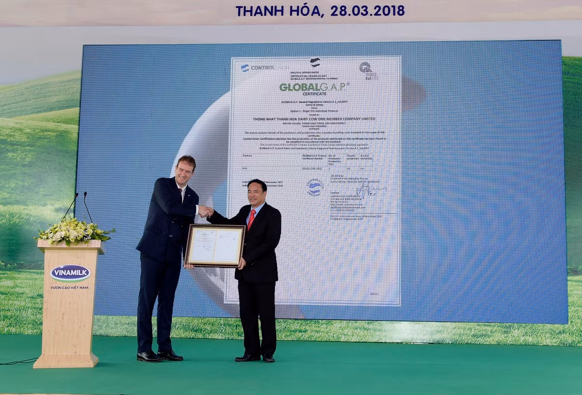 Khanh thanh Trang trai bo sua cong nghe cao Vinamilk tai Thanh Hoa-Hinh-4