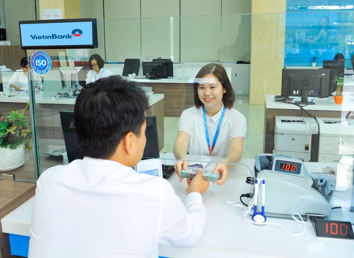 VietinBank uu dai lai suat cho vay khach hang ca nhan va doanh nghiep nho-Hinh-2