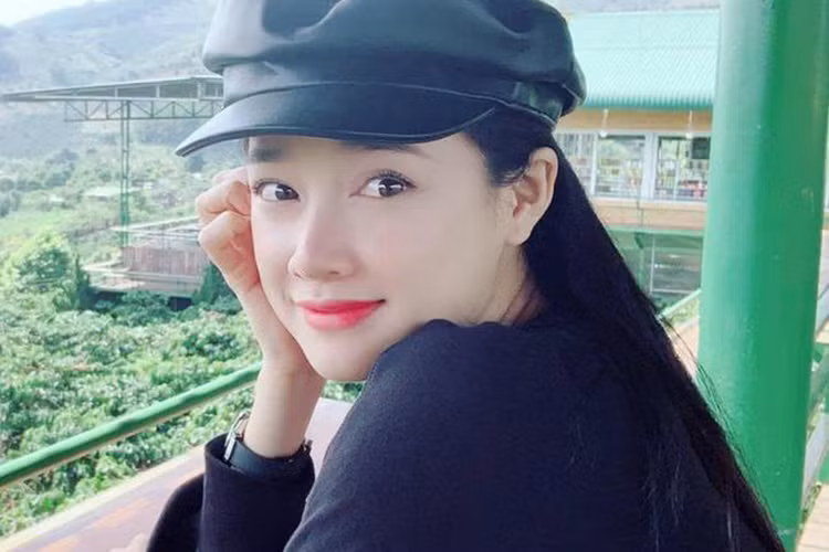 Nhã Phương cũng chọn cách giữ im lặng về những đồn đoán vây quanh mình. Ảnh: Instagram