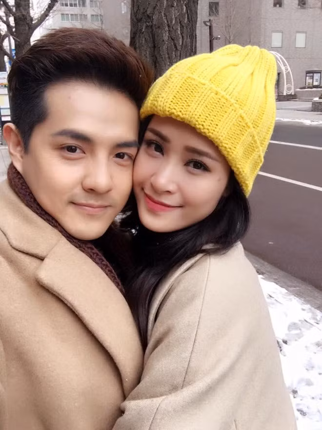 Từ năm 2014, Ông Cao Thắng chấp nhận từ bỏ sự nghiệp cầm mic để lùi về phía sau, toàn tâm toàn ý chăm lo cho sự nghiệp của bạn gái. Năm 2015, hình ảnh nam ca sĩ luôn có mặt đằng sau sân khấu The Remix, lặng lẽ ngắm nhìn Đông Nhi toả sáng trên sân khấu, khiến người hâm mộ không khỏi hy vọng về một cái kết đẹp cho cặp đôi. Nhờ sự hỗ trợ đặc biệt của Ông Cao Thắng, Đông Nhi xuất sắc vượt qua dàn thí sinh "khủng" như Tóc Tiên, Isaac… để giành chiến thắng chung cuộc.