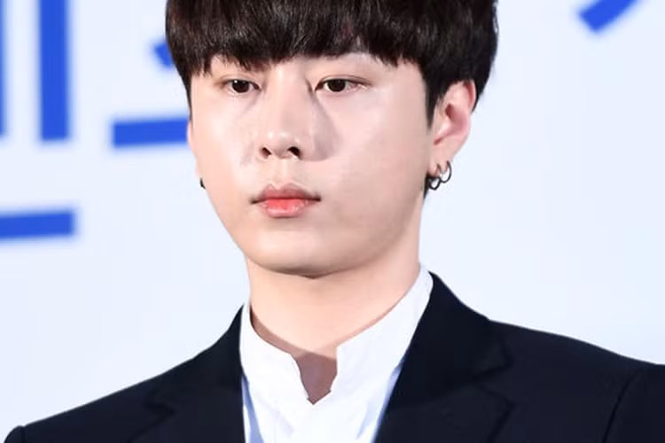 Yong Jun Hyung bị vạch trần có lối sống buông thả khiến người hâm mộ vô cùng bất ngờ. Ảnh: Osen