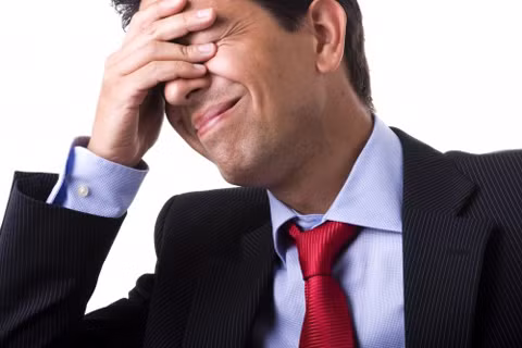 Về sức khỏe: Những người sinh ngày 25/3 có thể đôi lúc cảm thấy mệt mỏi, đau đầu, stress do không thể cân bằng thời gian làm việc với nghỉ ngơi hợp lý. Thậm chí, bạn còn gây ra khá nhiều áp lực cho bản thân khiến sức khỏe của bạn giảm sút đáng kể.