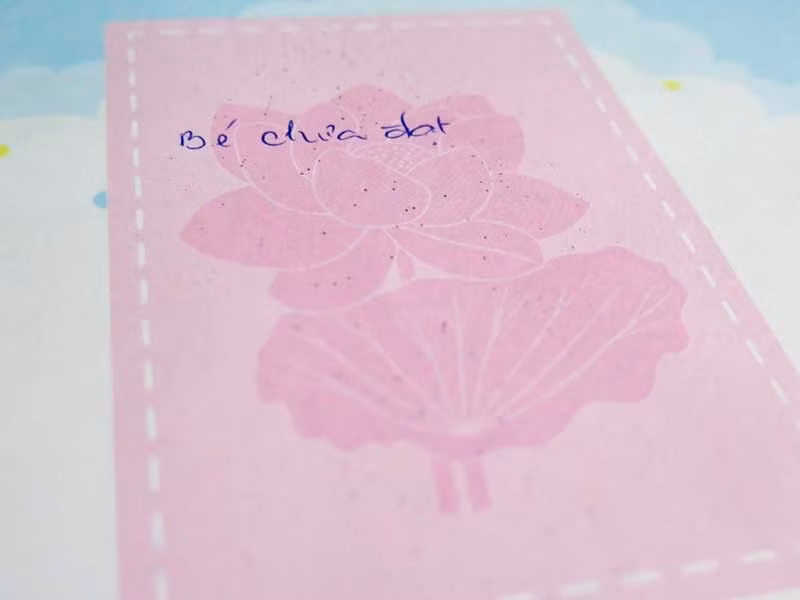 Loi phe lanh lung ‘Be chua dat’ cua co giao mam non