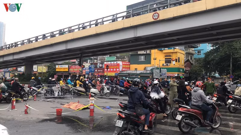 Kinh hoàng những vụ xế hộp gây tai nạn trong năm 2019 - Hình 2 Kinh hoang nhung vu xe hop gay tai nan trong nam 2019-Hinh-2