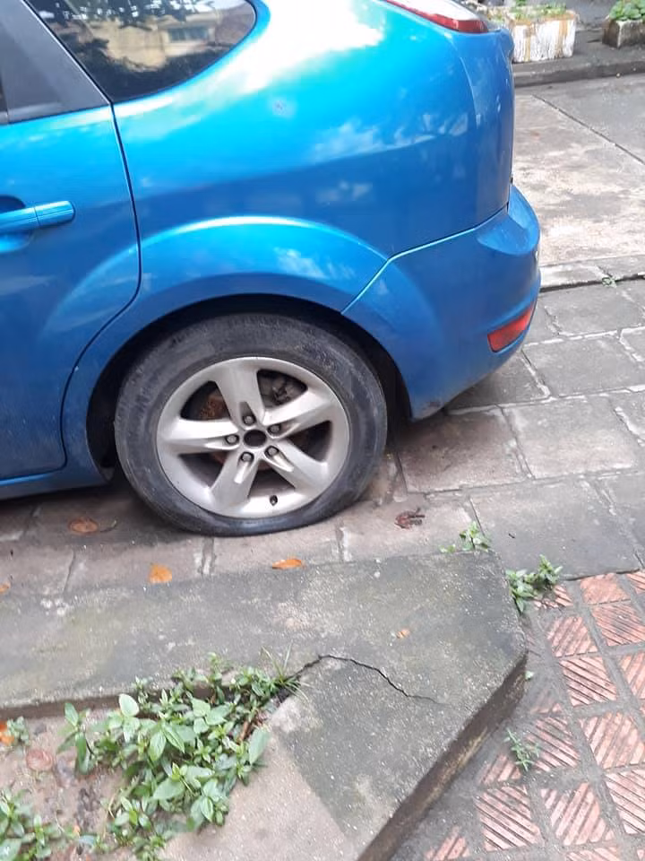 Truy tim ke la dam thung lop hang loat o to o Ha Noi-Hinh-3