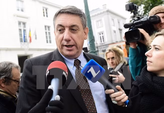 Bi: Hon 100 nguoi bi bat sau dung do bao luc tai Brussels