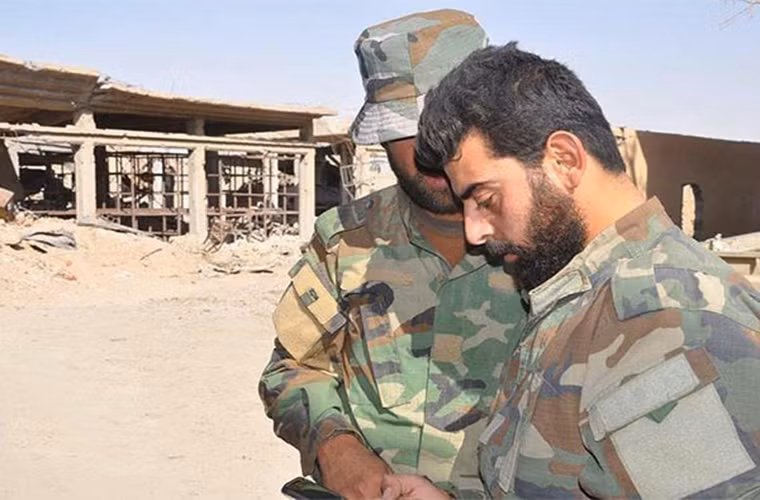 Anh: Quan doi Syria thua thang xoc toi o Deir Ezzor-Hinh-3