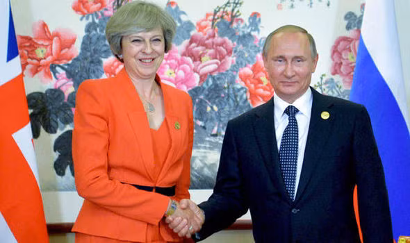 Dam phan Brexit: Anh “cang” voi Nga de mac ca voi EU?-Hinh-2