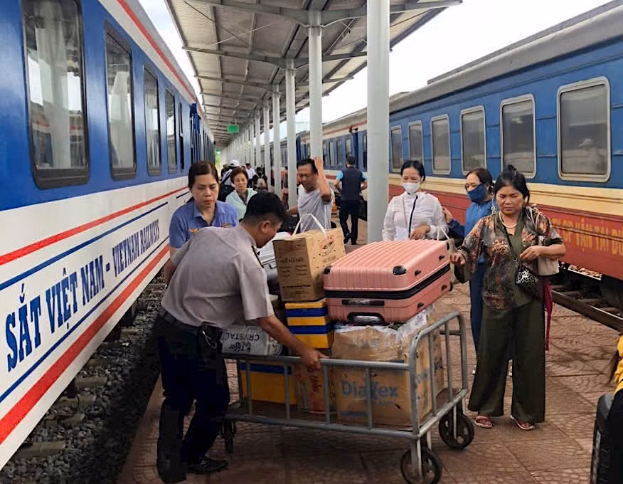 Duong sat doan qua Quang tri bi soi lo nghiem trong-Hinh-2