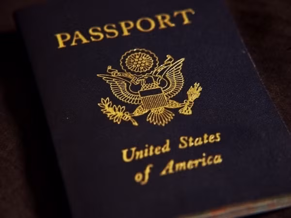 Muon duoc cap visa My phai co Facebook “sach”
