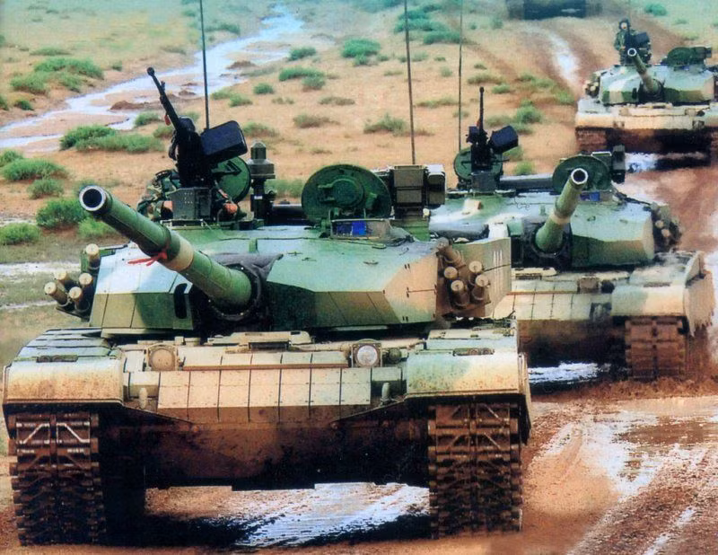 China Daily dẫn nguồn chuyên gia phân tích cho hay, tính tới cuối năm ngoái, Quân đội Trung Quốc (PLA) sở hữu hơn 7.000 xe tăng, tuy nhiên chiếm tới 60-70% là các dòng tăng chủ lực thế hệ cũ như Type 59, Type 69 được phát triển trên cơ sở mẫu T-54 của Liên Xô. Điều đó có nghĩa là phần lớn lực lượng tăng – thiết giáp Trung Quốc vẫn được trang bị các loại xe có từ 40 năm trước.