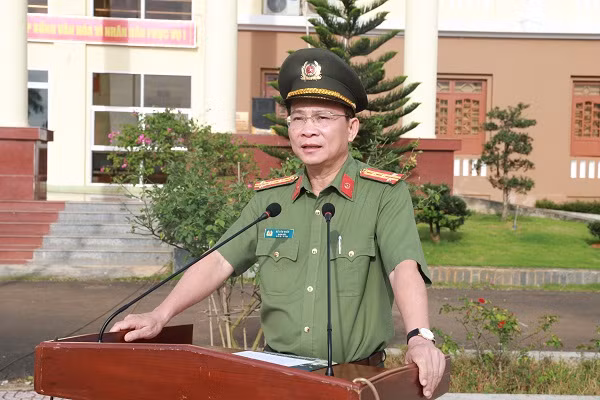 Từ tháng 9/2018 đến tháng 11/2019: Ủy viên Ban Thường vụ Đảng ủy, Bí thư Đảng ủy cơ sở, Phó cục trưởng Cục An ninh nội địa, Bộ Công an. Từ tháng 12/2019 đến nay: Ủy viên Ban Thường vụ Tỉnh ủy, Bí thư Đảng ủy, Giám đốc Công an tỉnh Đắk Nông.