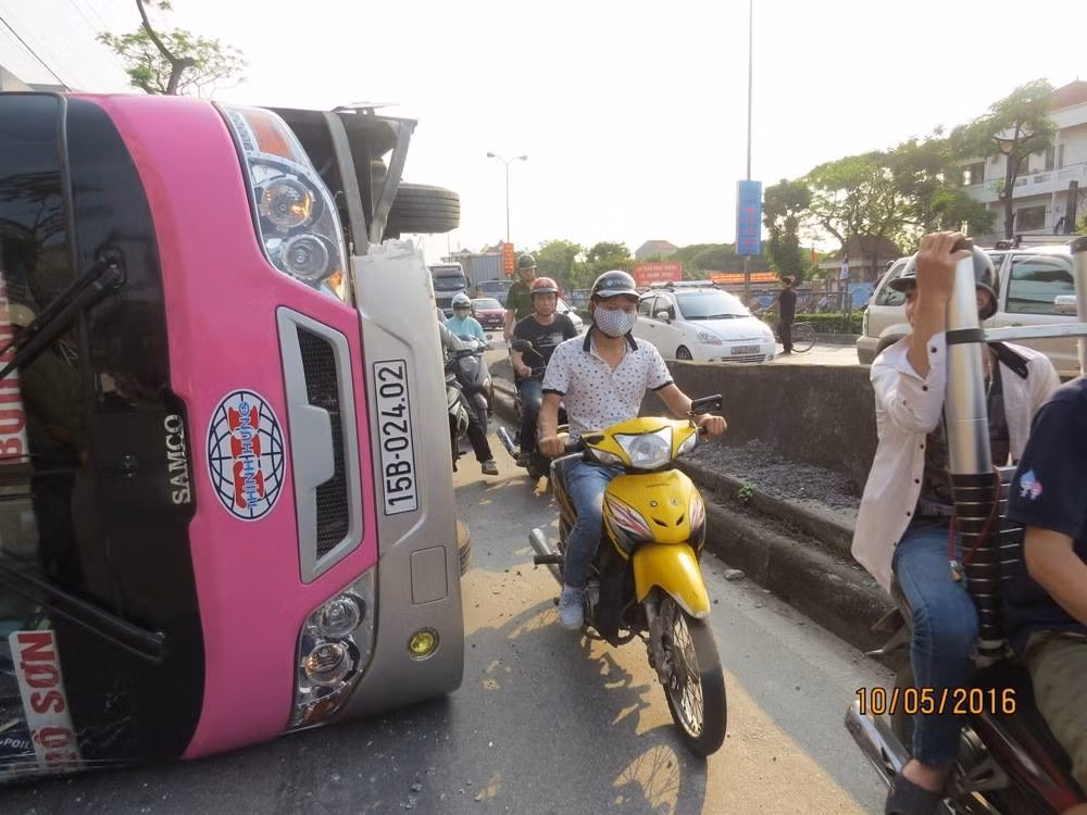 Giao thông bị ùn tắc.