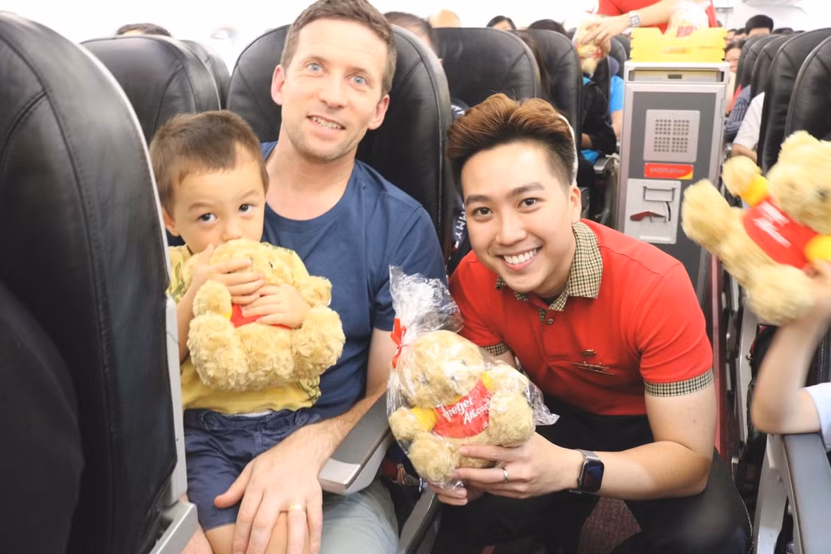 Bay cung be yeu khap Viet Nam voi gia chi tu 1.600 dong-Hinh-2