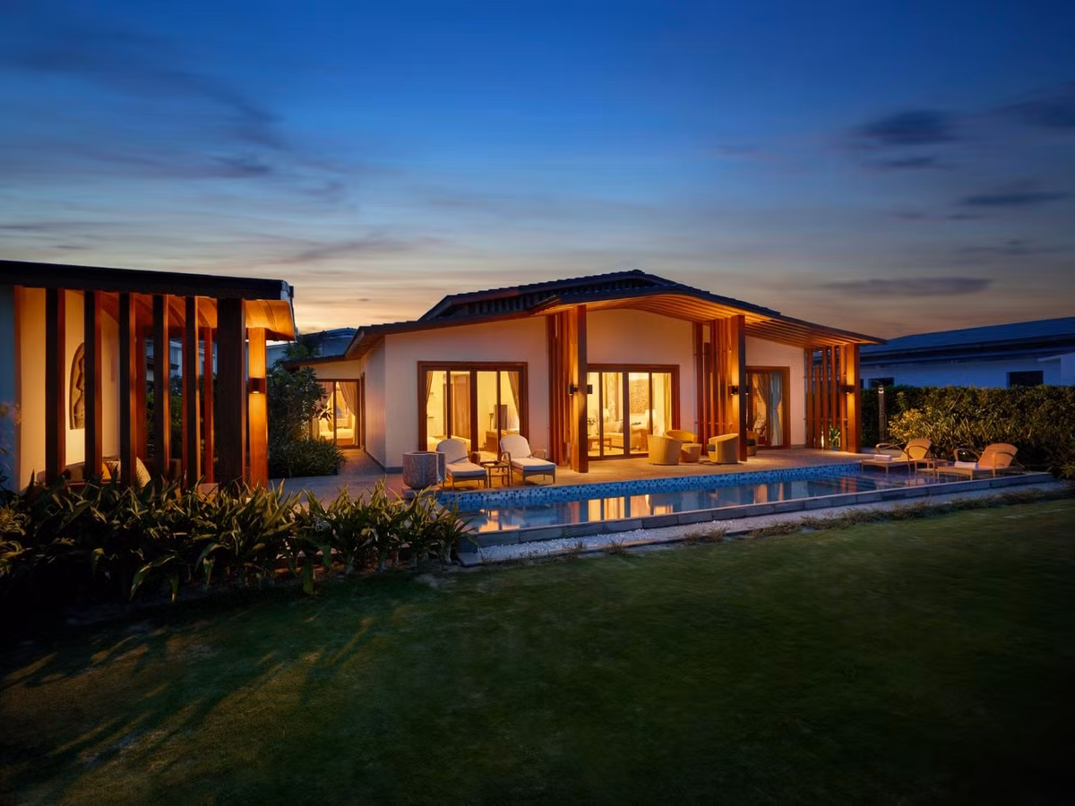 Cam Ranh: Movenpick Resort va Radisson Blu Resort duoc cong nhan 5 sao-Hinh-6