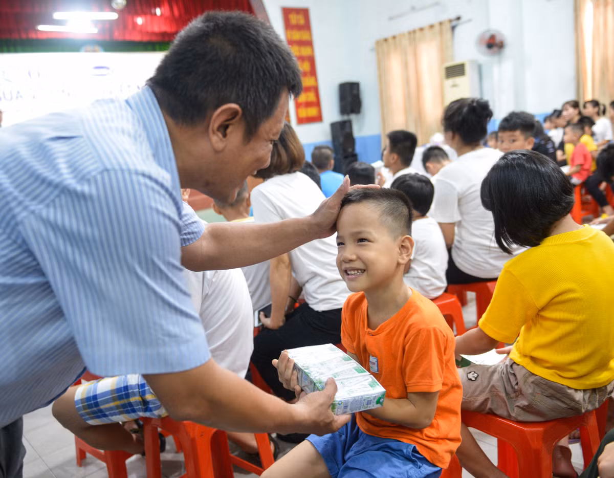 Quy sua vuon cao Viet Nam va Vinamilk 