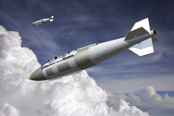 Theo báo cáo của Lầu Năm Góc, quân đội Iraq về tổng thể vẫn chưa đủ khả năng thường xuyên tổ chức các chiến dịch tấn công IS.