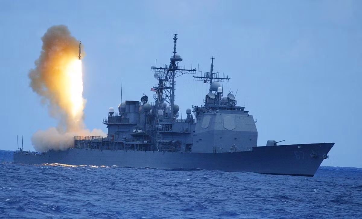 Theo tờ Military, Raytheon Missiles &amp; Defense đã hợp tác với Lực lượng Phòng vệ Nhật Bản nhằm phát triển tên lửa SM-3 Block IIA. Đây là một mẫu tên lửa Mỹ được phát triển hoàn toàn cho nhu cầu của Nhật Bản. Phiên bản này khác biệt đáng kể so với tên lửa Raytheon SM Block IIA tiêu chuẩn.