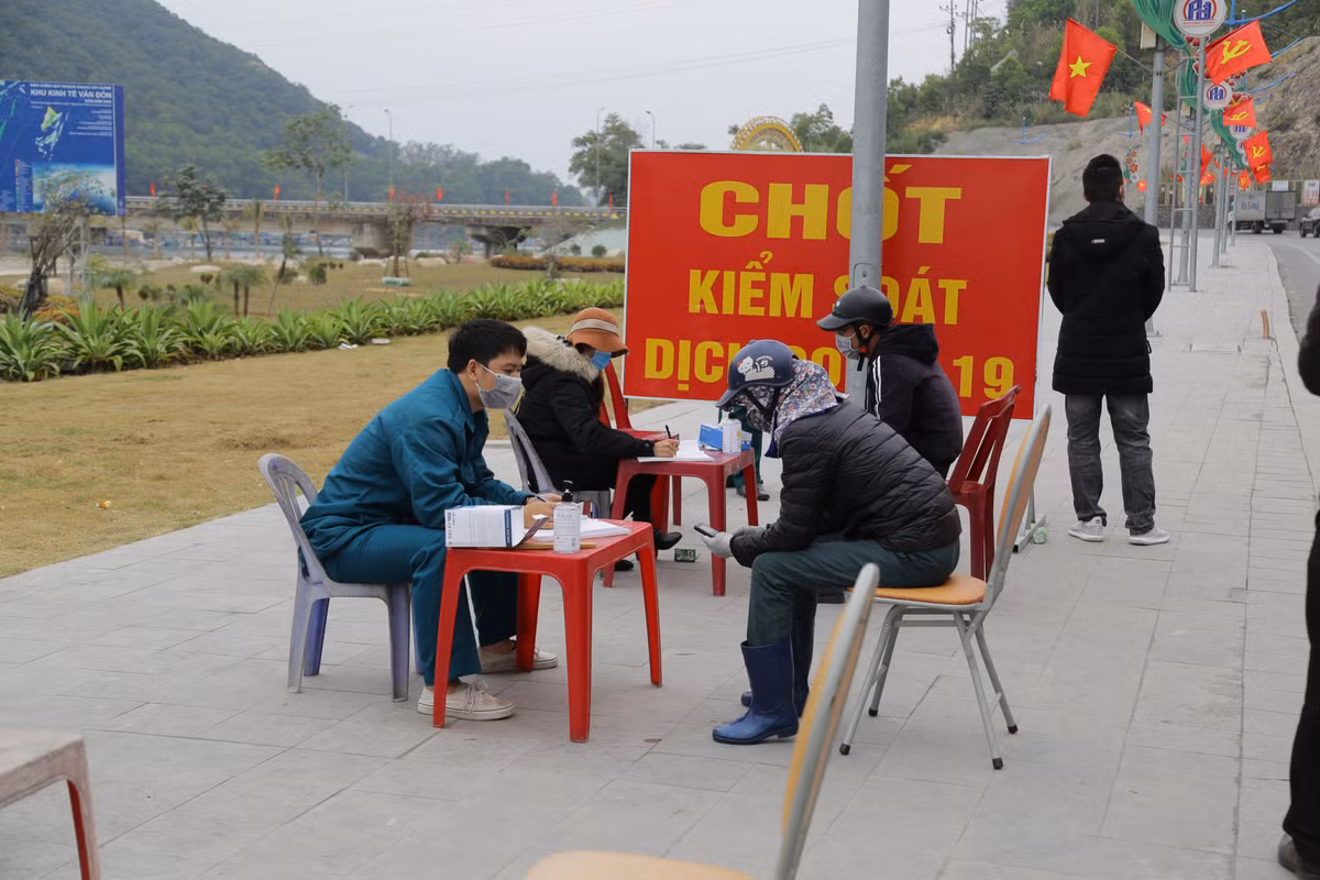 Bi thu Tinh uy Quang Ninh: “Da kiem soat duoc dich COVID-19”-Hinh-2