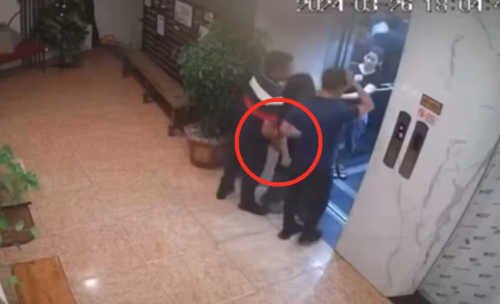 Ke sam so, danh nu nhan vien o Hai Duong se bi xu ly sao?-Hinh-2