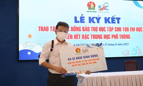 Loat phat ngon ve tu thien gay chu y cua Dam Vinh Hung