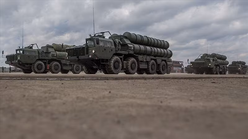 Đồng thời với việc thảo luận mua thêm S-400, Tổng thống Thổ Nhĩ Kỳ, Tayyip Erdogan cũng rất tự tin khi tuyên bố Ankara sẽ giải quyết ổn thỏa mọi vấn đề khúc mắc với Mỹ quanh thương vụ gây tranh cãi này.